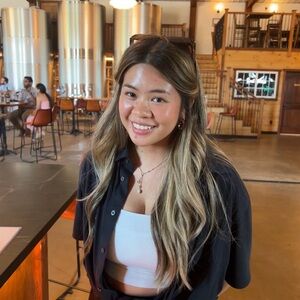 Meet your Posher, Posh